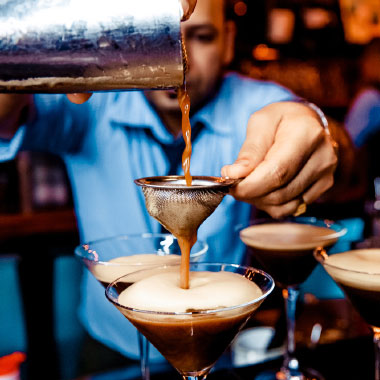 Pub in Dubai Marina, British Pub in Dubai Marina, Gastro Pub, Gastro Pub in Dubai Marina, British Pub